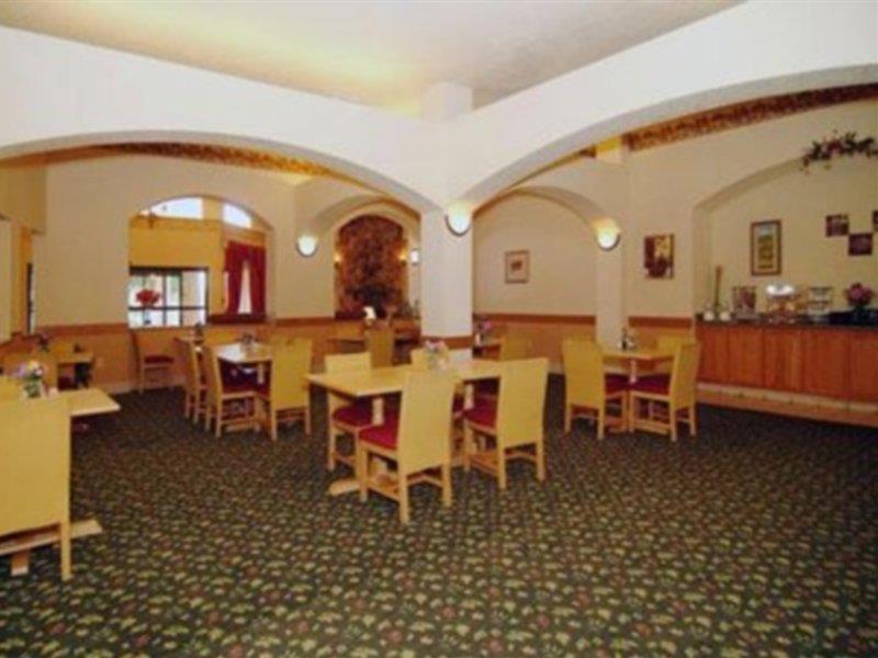 Pan American Inn And Suites Albuquerque Bagian luar foto